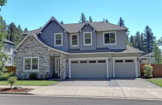 5BR/3BA Craftsman w/ Main-Level Bedroom & Full Bath — Extra-Deep 3-Car Garage + Covered Deck (Portland / West Haven) photos photos