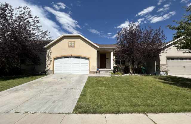 2768 Augusta Dr photos photos