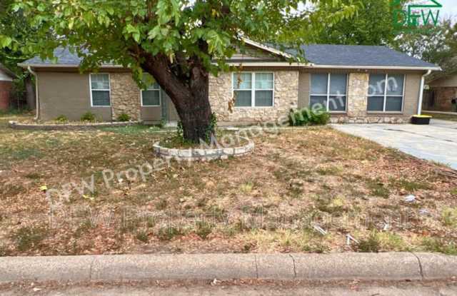 6404 Regal Rd - 6404 Regal Road, Forest Hill, TX 76119