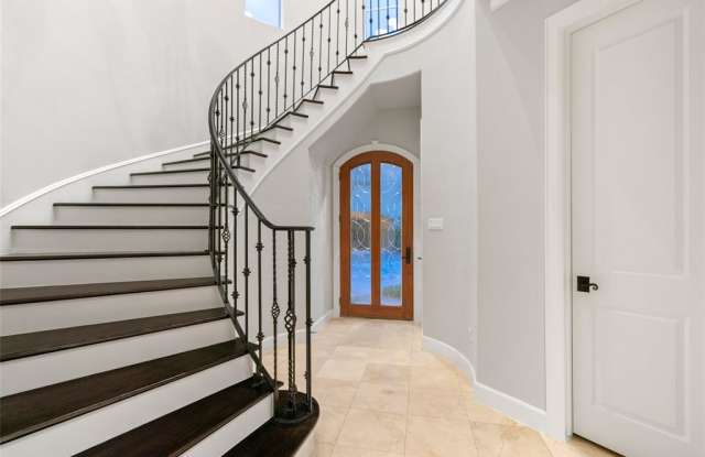6315 E Mystic Meadow Gallery 3