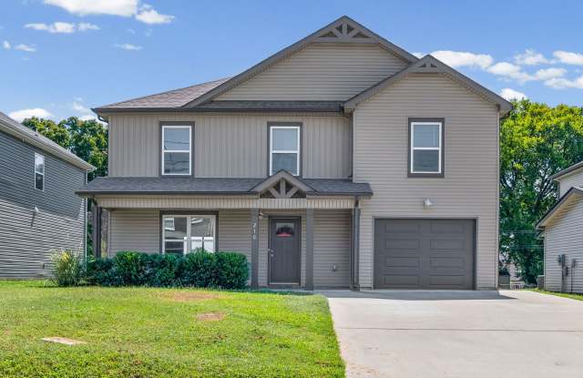 Pet Friendly 4 Bedroom Gallery 1