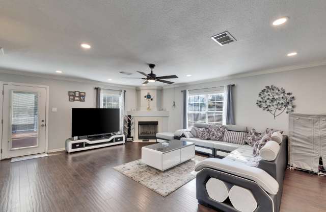 15400 Montoya Cove Gallery 4