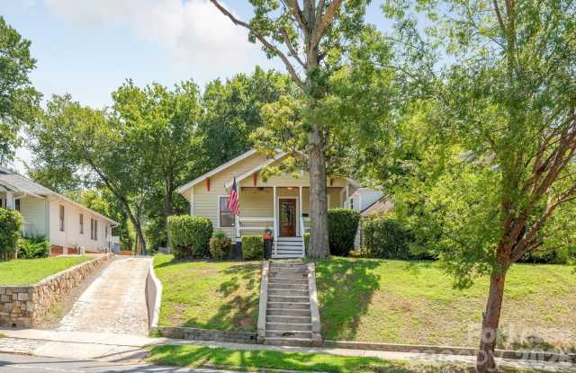 1619 S Mint Street Gallery 4