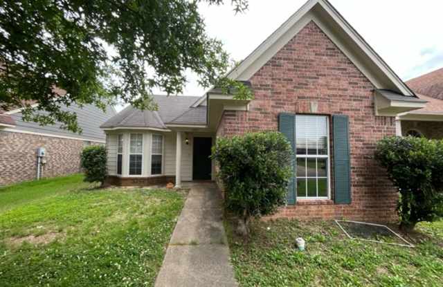 Renovated 2 Bedroom 2 Bath Home for Rent!! Coming Available Late April! photos photos