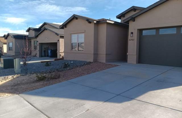 3 Bedroom, 2.5 Bathroom Home! Schedule a Showing Today! photos photos