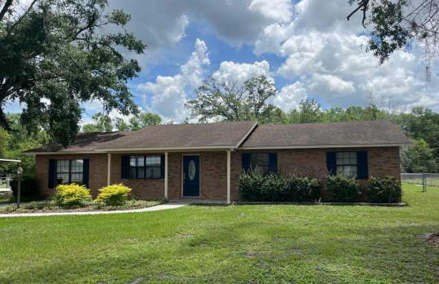 Charming Updated 3 Bedroom, 2 Bath Brick Home with Large Workshop  Fenced Yard – Live Oak, FL photos photos