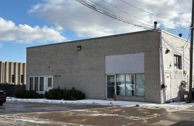 16500 E 13 Mile photos photos