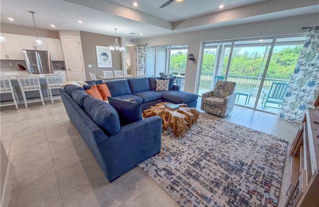 309 Indies Dr W Gallery 1