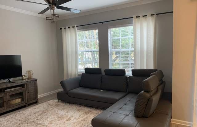 545 Jasmine Way Gallery 2