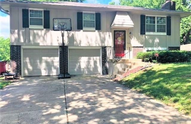 1905 Southeast Abbey Street - 1905 Southeast Abbey Street, Blue Springs, MO 64014
