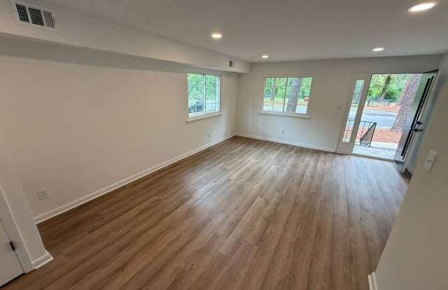 704 Hawes Court Gallery 2