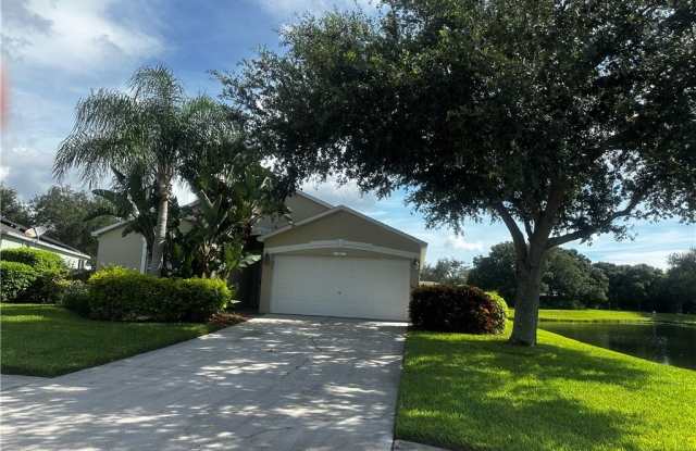 899 Greenleaf Circle photos photos
