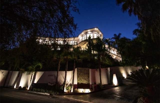2955 Passmore Drive - 2955 Passmore Drive, Los Angeles, CA 90046