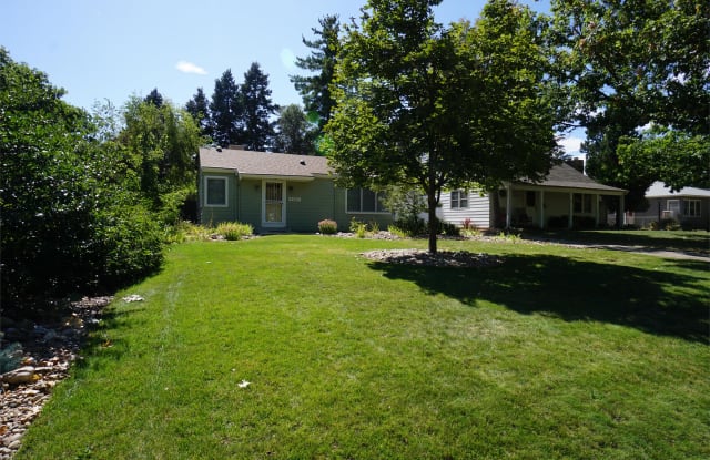 3550 E JEWELL AVE photos photos