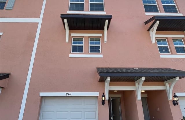 840 TENNYSON MILL CIRCLE - 840 Tennyson Mill Circle, Palm River-Clair Mel, FL 33619