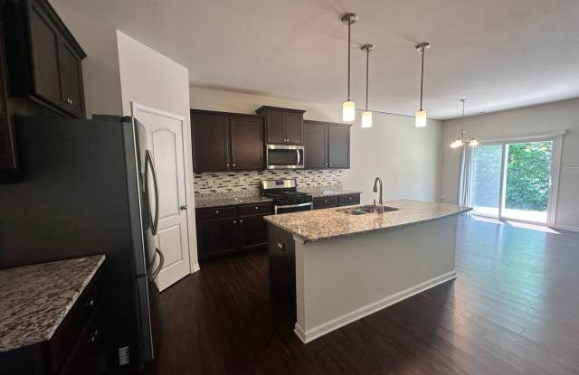 Spacious 4-Bedroom Home – Available Now! Gallery 4
