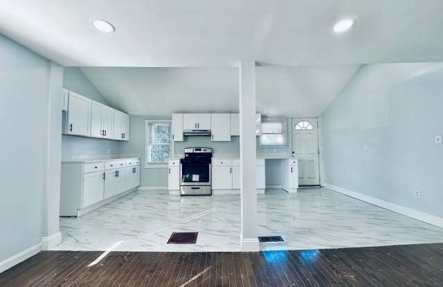 10 Kensington Street 3 Bed 2 House - 10 Kensington Street, New Haven, CT 06511 10 Kensington Street 3 Bed 2 House - 10 Kensington Street, New Haven, CT 06511