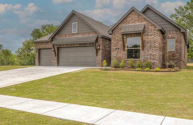 Beautiful Newer Construction 4-Bedroom Home in Sand Springs Gallery 1