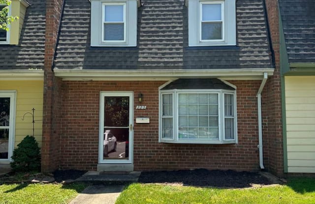 222 Newstead Drive - 222 Newstead Drive, Manchester, VA 23235