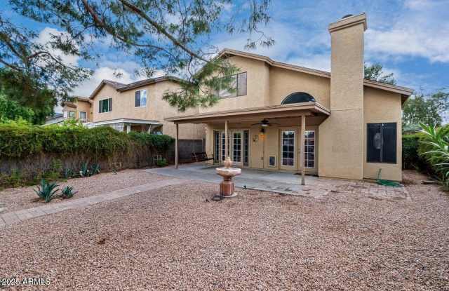 730 E ROSEMONTE Drive photos photos