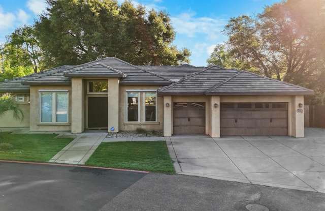 HIDDEN GEM IN ORANGEVALE - GORGEOUS 4 BED, 3 BATH ESTATE!! photos photos