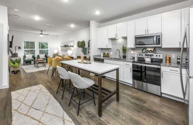 Novo Hickory Highlands photos photos