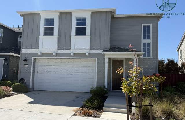 Spacious Three Bedroom (+ Bonus) Home in The Dunes photos photos