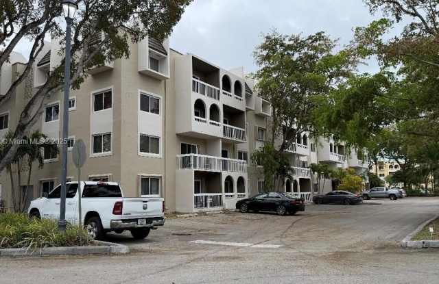 7850 Camino Real - 7850 Camino Real, Glenvar Heights, FL 33143