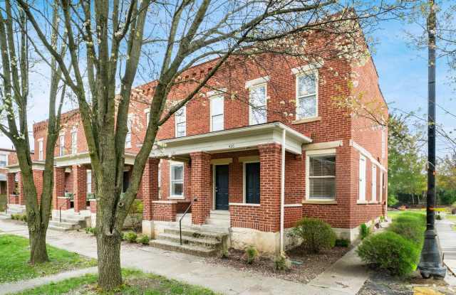 Available Now!!! Newly Renovated Merion Village 1 Bedroom Townhome with Fenced in Yard photos photos