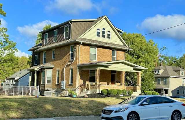2453 Neil Avenue - A photos photos