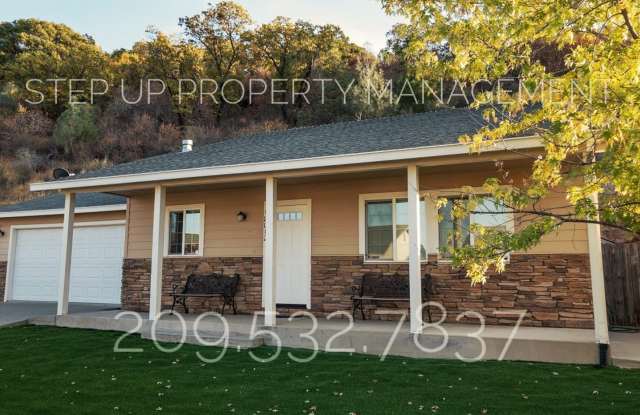 Serene Mountain Living at Clouds Rest: Stunning 3-Bedroom Home with Views photos photos