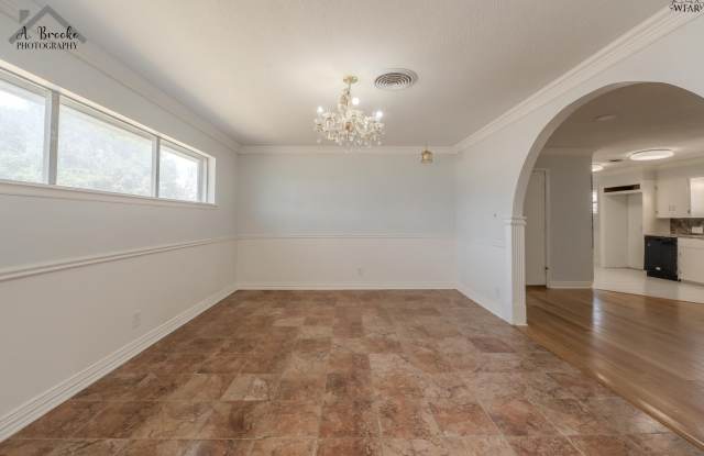 2725 DEVON ROAD photos photos