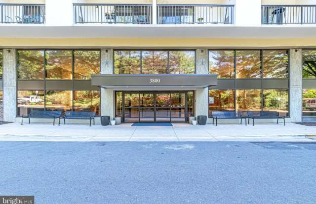 3800 POWELL LANE - 3800 Powell Lane, Bailey's Crossroads, VA 22041