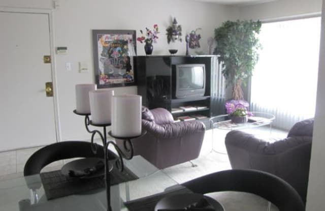 9606 BRACE - 206 - 9606 Brace St, Detroit, MI 48228