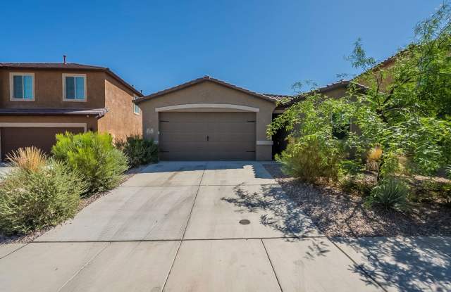 Bright  Stylish 3BR Home in La Estancia | Covered Patio, Stainless Steel Kitchen, 2-Car Garage photos photos