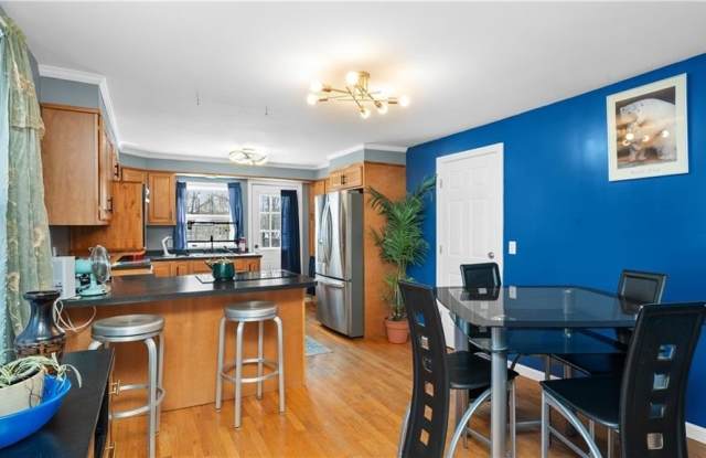 22 High Street photos photos