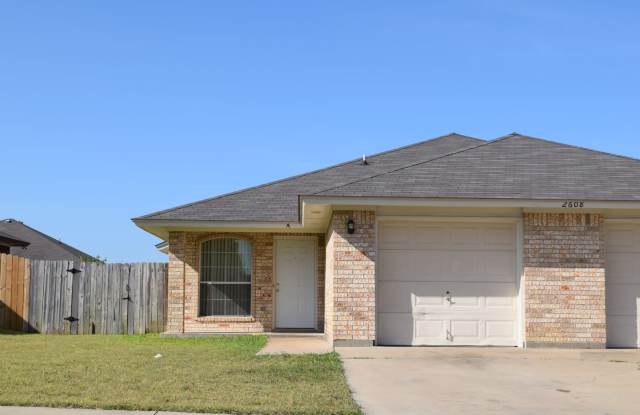 2608Lucille Gallery 1