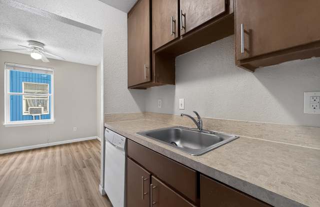 528 Burnett Avenue South#1 photos photos 528 Burnett Avenue South#1 photos photos