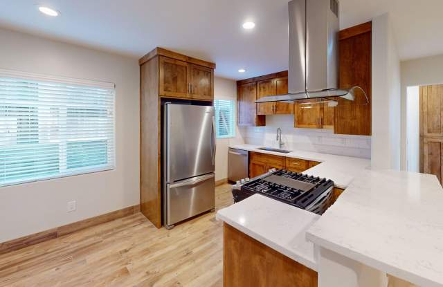 1252 E Foothill Blvd. photos photos