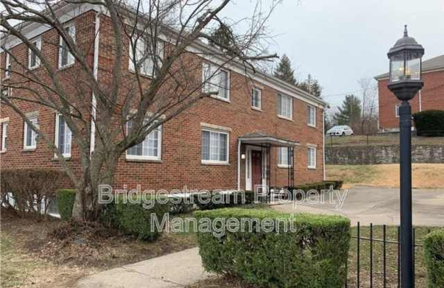 1930 Schantz Avenue photos photos