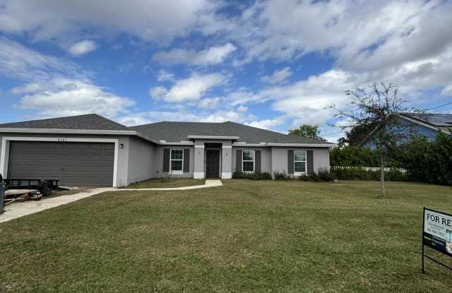 2501 SE Mariposa Avenue photos photos