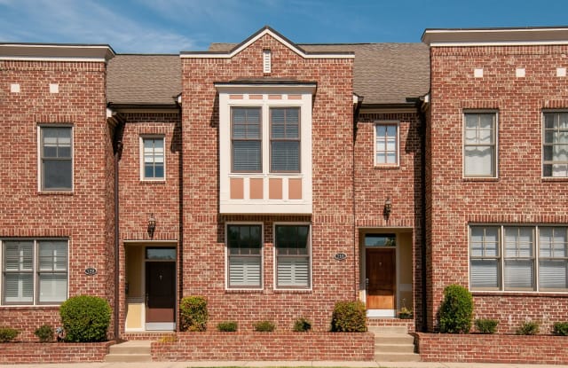 718 4th Ave, N - 718 4th Avenue North, Nashville, TN 37219