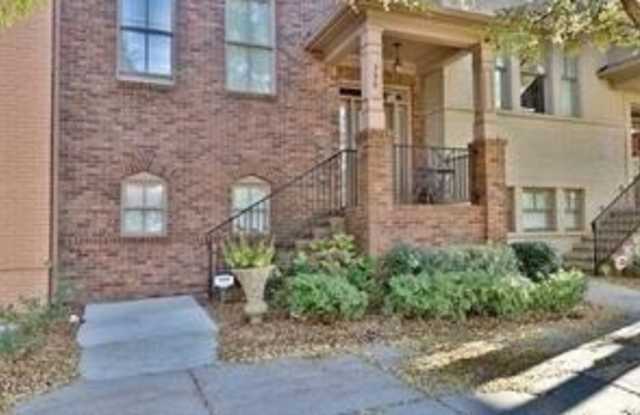 306 Suwanee Avenue photos photos
