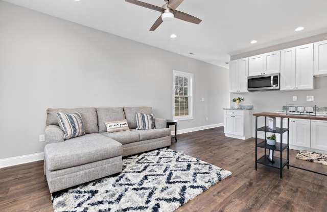408 MARKET AVE photos photos