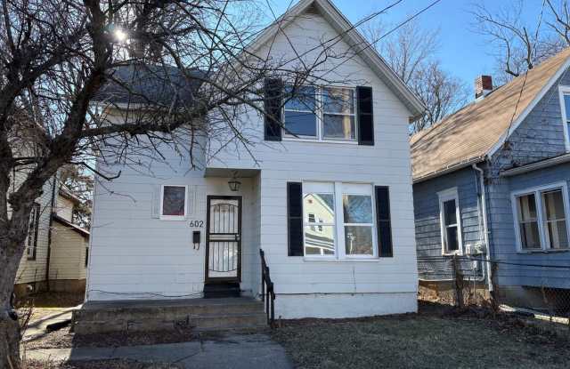 3-Bedroom Home for Rent – Recently Renovated photos photos