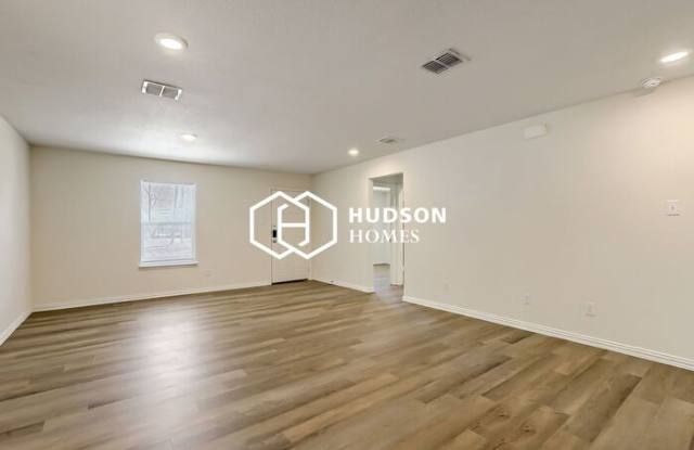 1802 Faulkner Lane Gallery 3