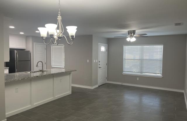 117 Olive Street, Apt B - 117 Olive Street, Los Fresnos, TX 78566