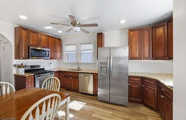 144 Morris Ave photos photos