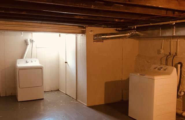 3132 Kenyon Avenue - 3132 Kenyon Avenue, Baltimore, MD 21213