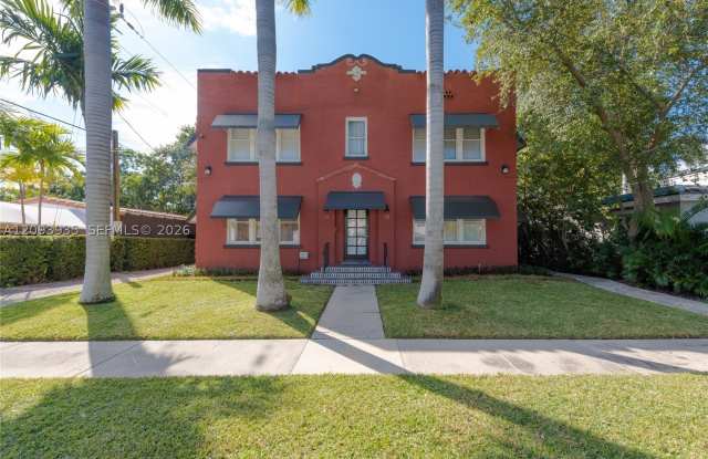 28 SW 23 ROAD Gallery 1